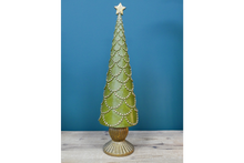 Load image into Gallery viewer, Vintage style Christmas Tree