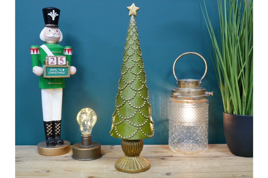 Vintage style Christmas Tree