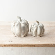 Load image into Gallery viewer, Reactive Glaze Pumpkin