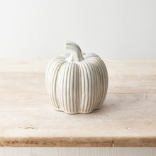 Load image into Gallery viewer, Reactive Glaze Pumpkin