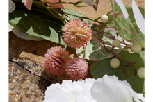 Load image into Gallery viewer, Floral garland