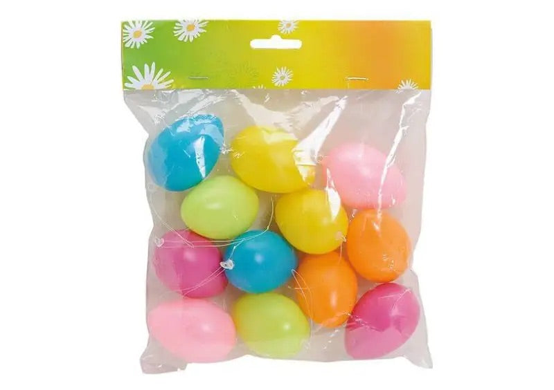 Set of 12 plastic eggs