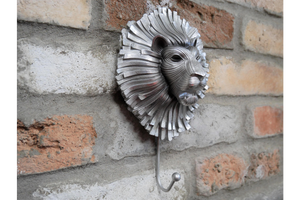 Lion Hook-Silver