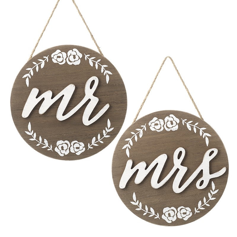Mr & Mrs Wooden Round Signs