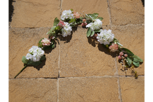 Load image into Gallery viewer, Floral garland